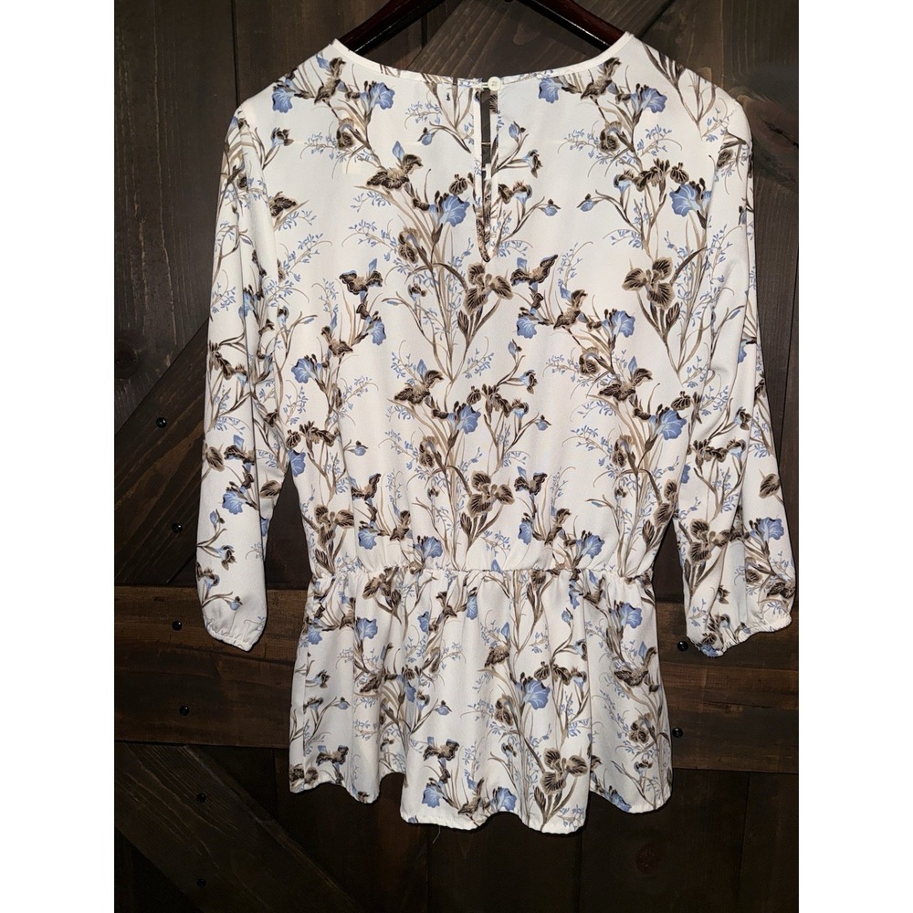 BKE Buckle Womens Medium M Sheer Blouse Floral Cover Top Shirt - Picture 6 of 7